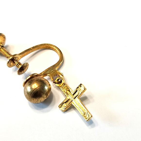 Divine Gold: Screw Back Cross Earrings - Picture 3 of 11